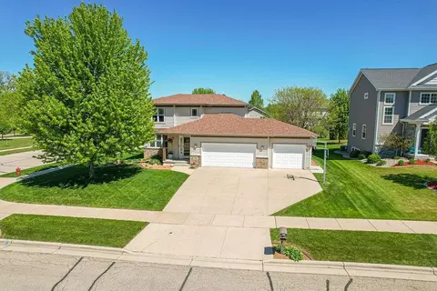View/Area - 897 Sumac St, Oregon, WI 53575 photo 1 of 5