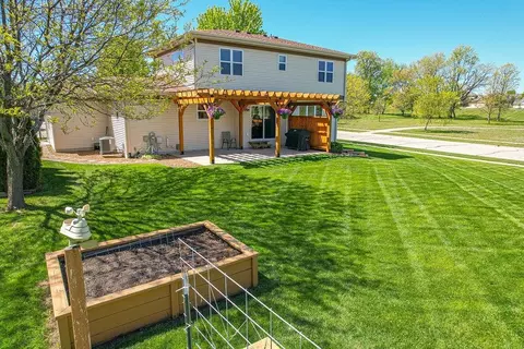 Exterior - 897 Sumac St, Oregon, WI 53575 photo 7 of 9