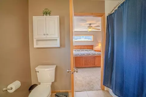 Bath - 897 Sumac St, Oregon, WI 53575 photo 3 of 8