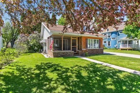 415 N High St, Randolph, WI 53956