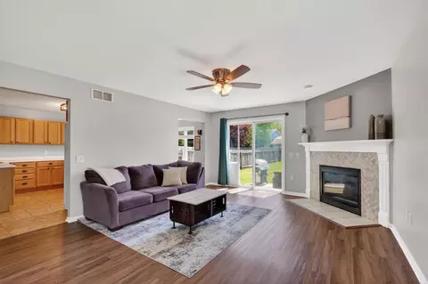 310 W Clover Ln, Cottage Grove, WI 53527