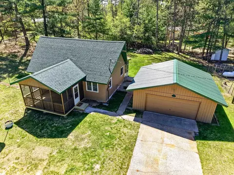 2129 Blackhawk St, Friendship, WI 53934