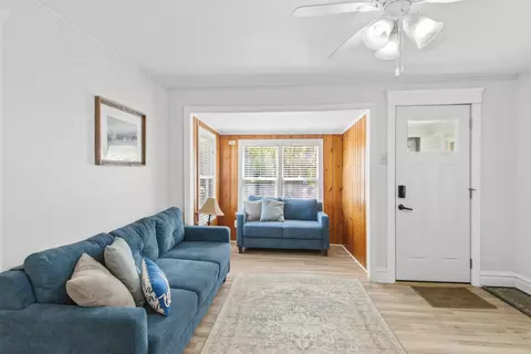 Living - 1212 E Johnson St, Madison, WI 53703 photo 2 of 7