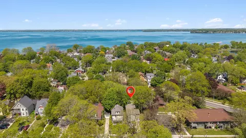 View/Area - 1212 E Johnson St, Madison, WI 53703 photo 3 of 9