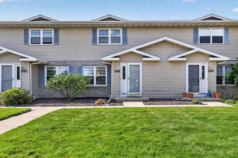 913 N Clover Ln #C, Cottage Grove, WI 53527