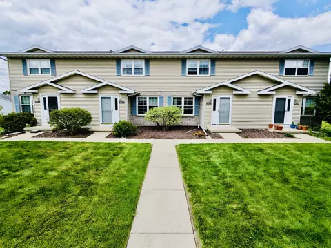 913 N Clover Ln #C, Cottage Grove, WI 53527