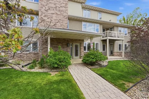 3001 Stratton Way #105, Madison, WI 53719