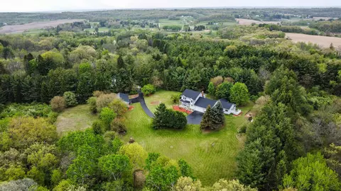 2292 Dahlk Cir, Verona, WI 53593