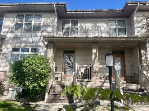 8252 Starr Grass Dr, Madison, WI 53719