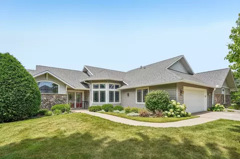 1708 Dewberry Dr, Madison, WI 53719