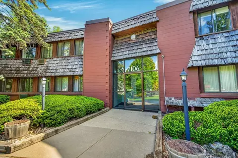 7106 Fortune Dr #18, Middleton, WI 53562
