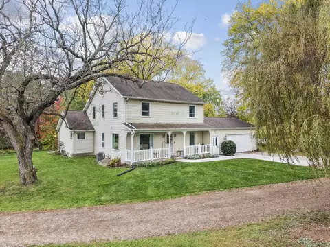 1942 County Road Bb, Cottage Grove, WI 53527