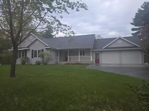 1932 Dakota Ave, Arkdale, WI 54613