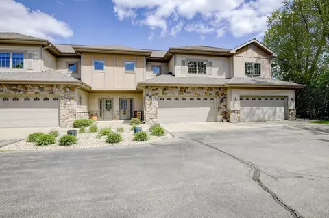 4612 Burma Rd, Mcfarland, WI 53558