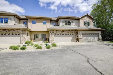 4612 Burma Rd, Mcfarland, WI 53558
