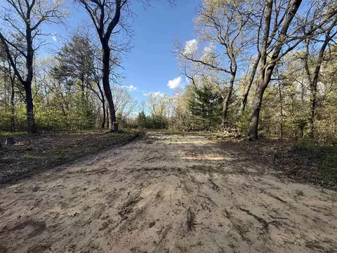 w1336 Arbor Lake North, Lyndon Station, WI 53944