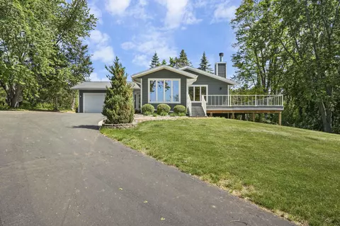 810 Rosemary Ln, Baraboo, WI 53913