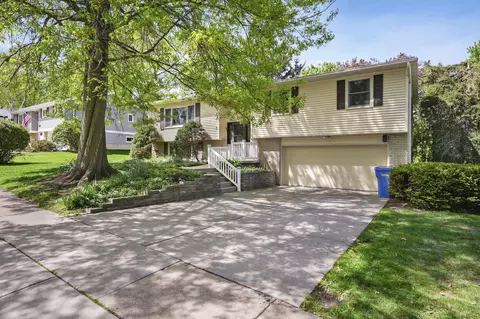 1410 Shirley St, Middleton, WI 53562