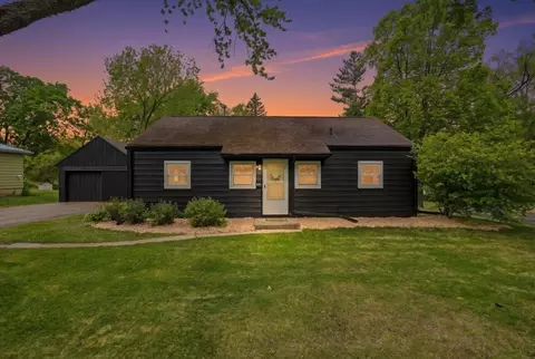 4701 Shore Acres Rd, Monona, WI 53716