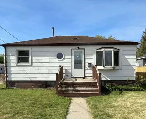 720 Lacrosse St, Mauston, WI 53948