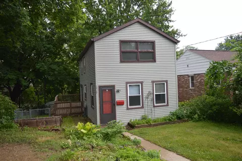 1717 Loftsgordon Ave, Madison, WI 53704