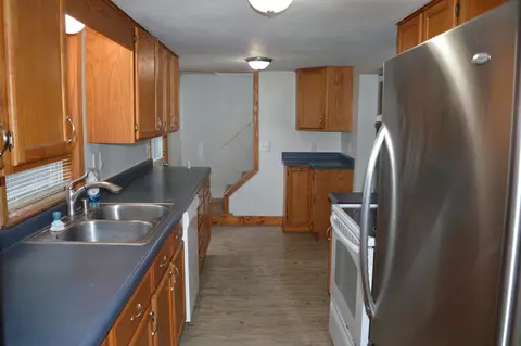 1717 Loftsgordon Ave, Madison, WI 53704