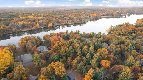 373 White Waters Trl, Nekoosa, WI 54457