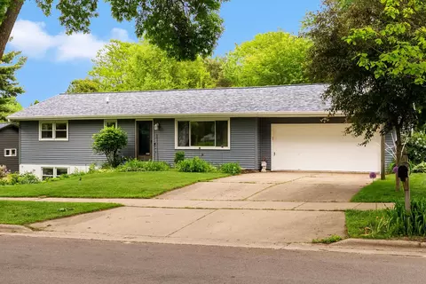 1117 Droster Rd, Madison, WI 53716