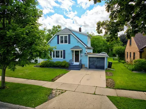 2027 17th Ave, Monroe, WI 53566