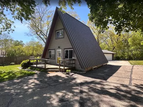 w9380 Ripley Road, Cambridge, WI 53523