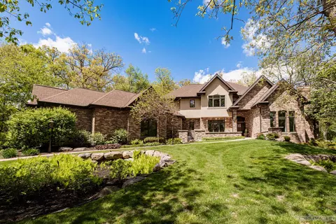 4574 Bishops Ct, Middleton, WI 53562