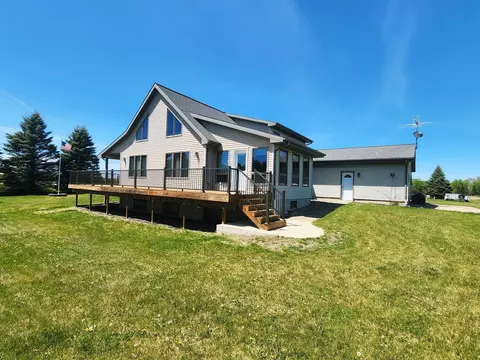 n6526 Wisconsin 22, Pardeeville, WI 53954