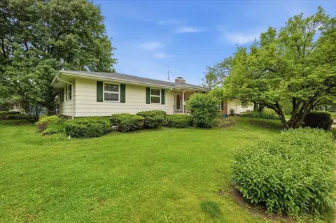5302 Comanche Way, Madison, WI 53704