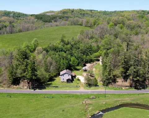 E13970 County F Road, Ontario, WI 54651