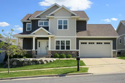 8919 Ancient Oak Ln, Verona, WI 53593