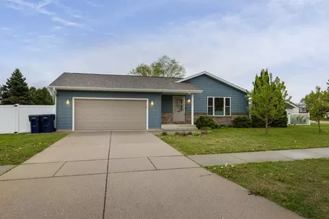 3631 Wildflower Ln, Janesville, WI 53548