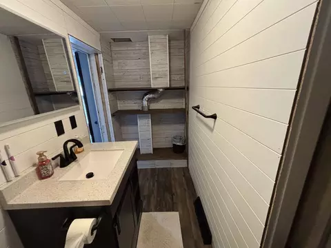 Bath - 172 Mill St, Waterloo, WI 53594 photo 2 of 4