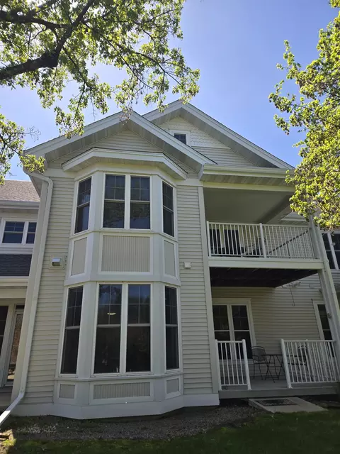 620 Cedar St #104, Richland Center, WI 53581