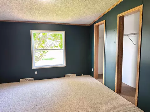 Bedroom - 318 Breezy Pointe Loop, Mcgregor, IA 52157 photo 1 of 3