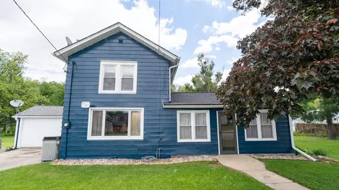 100 N Mechanic St, Albany, WI 53502