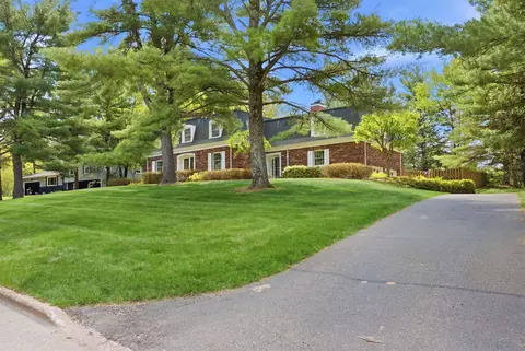 1610 Valley Dr, Wisconsin Dells, WI 53965