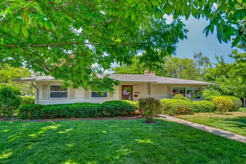 6622 South Ave, Middleton, WI 53562