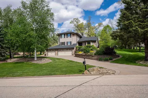 620 Pyrite Rd, Platteville, WI 53818