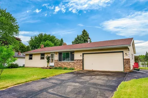 865 Miller Dr, Oregon, WI 53575