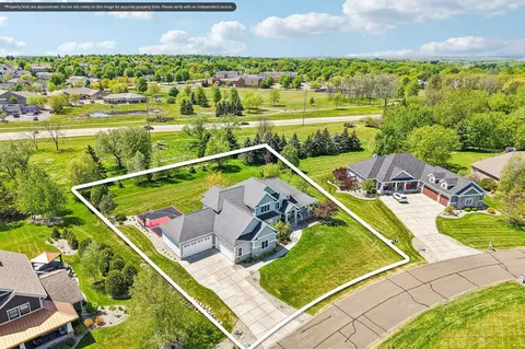 6438 Irving Dr, Sun Prairie, WI 53590