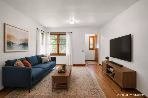 113 Van Deusen St, Madison, WI 53715