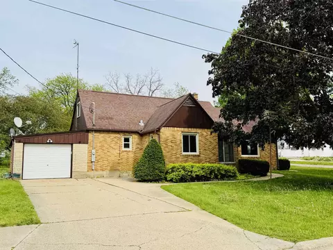 820 9th Ave, Monroe, WI 53566