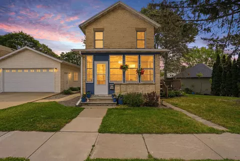 509 Doty St, Edgerton, WI 53534