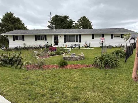 404 N Virtue St, Shullsburg, WI 53586