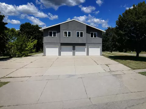 700 Meadow Park Dr, Clinton, WI 53525